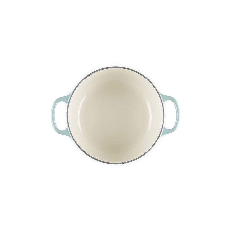 Le Creuset Signature Cast Iron Round Casserole 20cm image number 45